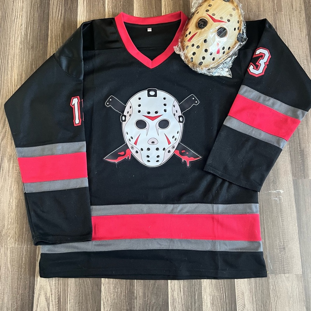NWOT XXL Costume Jason Voorhees Friday The 13th Hockey Shirt and Mask